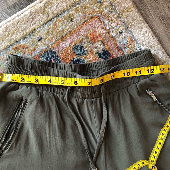 Suzy Sheir | Silky Jogger Pants - Picture 4 of 10